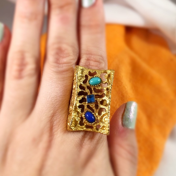 Vintage Jewelry - VINTAGE Stunning Statement Cocktail Ring